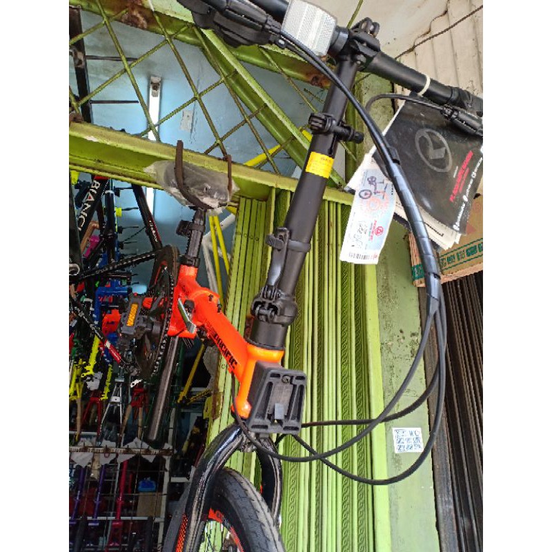 Sepeda lipat Baru