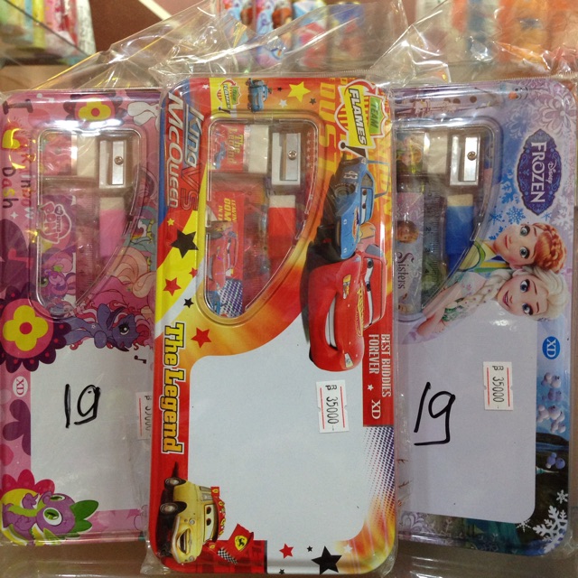 

Tempat pensil set + papan tulis