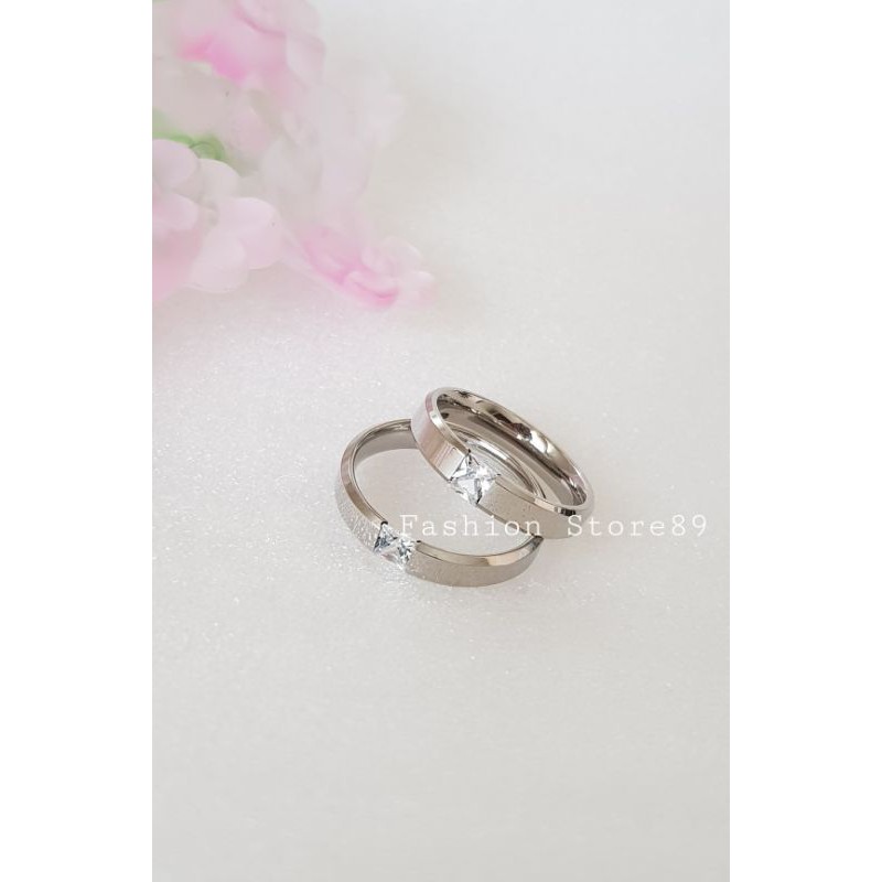 Cincin Pasangan Paling Laris cincin couple single titanium gold white black permata putih Antikarat