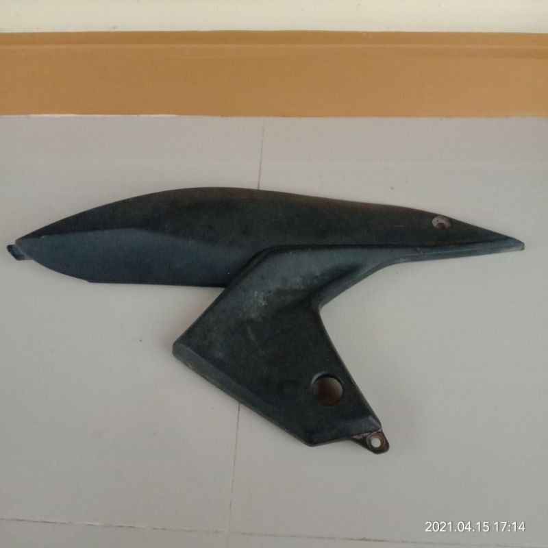Cover body Lower Honda Revo FI. Original. Seken bekas copotan motor