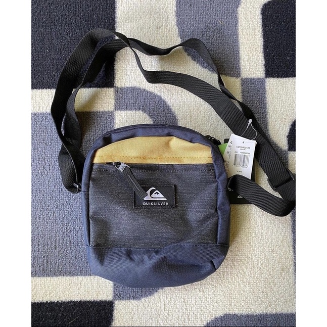 tas selempang Quiksilver original sg135
