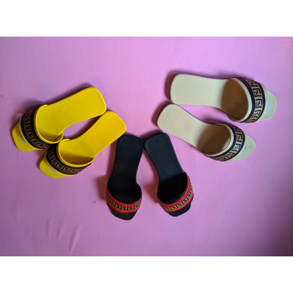 TRBARU ABELIA SANDAL WANITA WEBING MOTIF