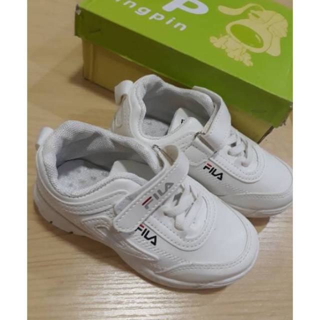 Sepatu anak Perempuan Fila terbaru