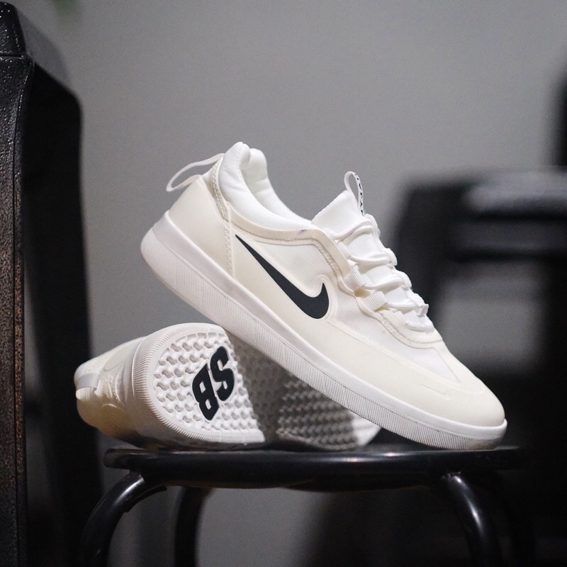 Nike SB Nyjah Free 2 White