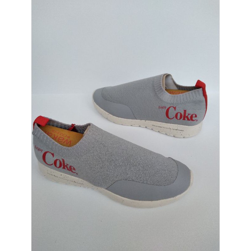 Sepatu Wakai Gyou Enjoy Grey X Coca - Cola Authentic