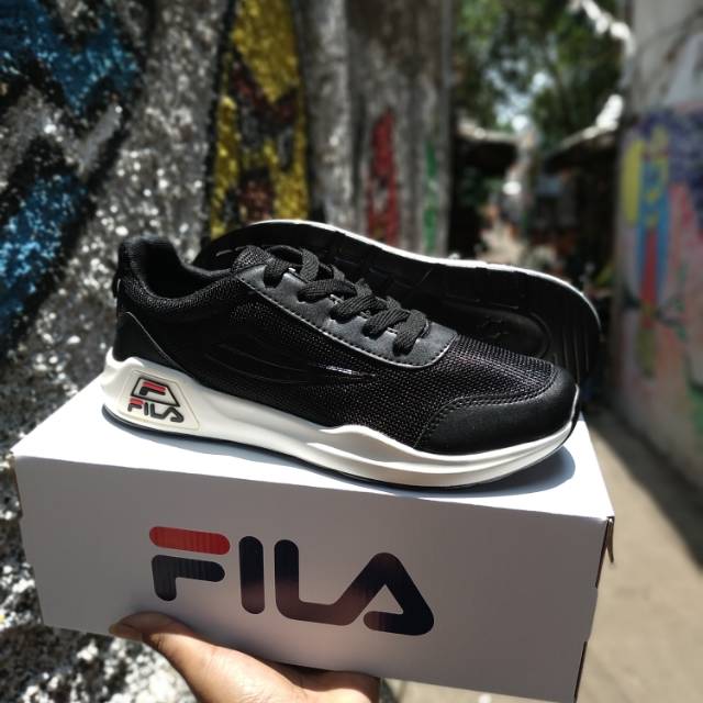 Sepatu sport running pria fila Import terbaru