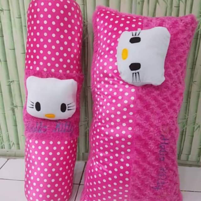 Bantal cinta set karakter/ bantal karakter bantal boneka