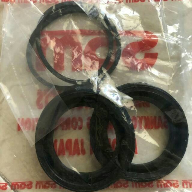 Sil seal Rem Depan Brio