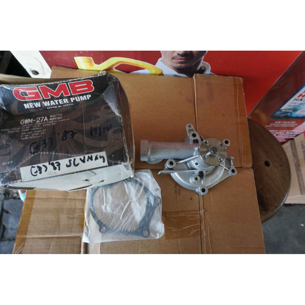 Water Pump Waterpump Mitsubishi Eterna E33 87 merk GMB GWM-27A