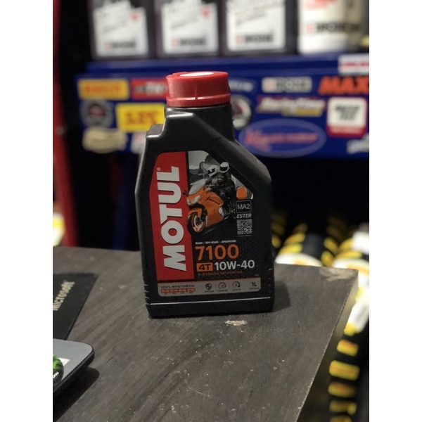 Oli motul 4T 7100 100% Synthetic Ester