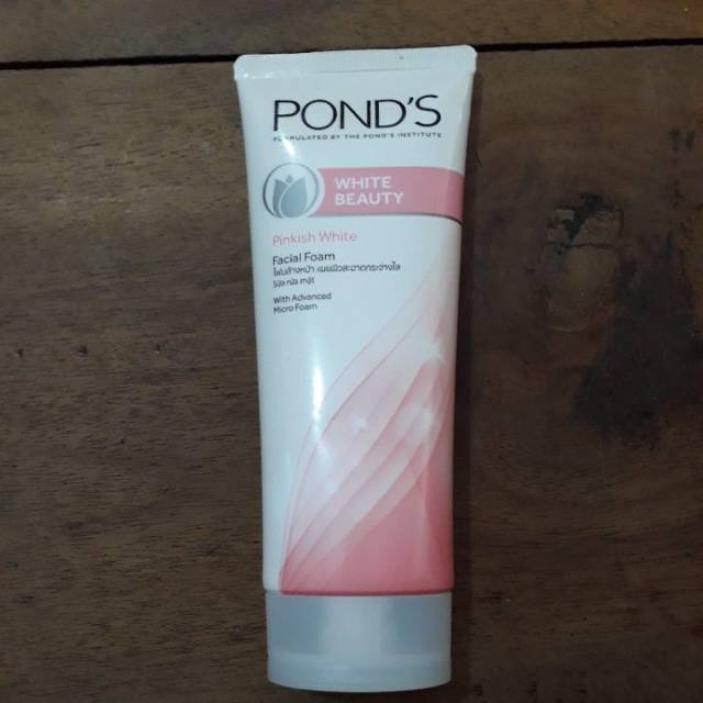 pencuci muka ponds white beauty