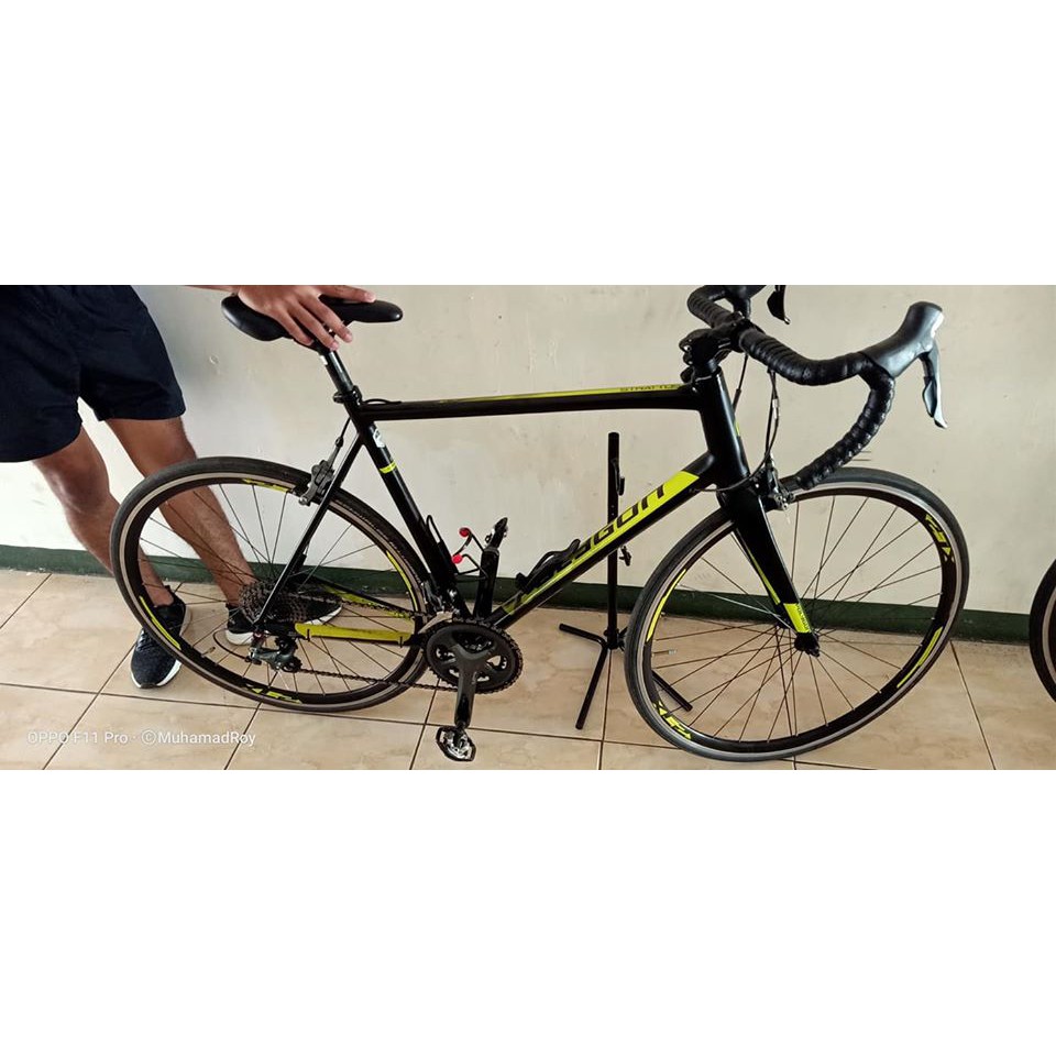 Road Bike Polygon Strattos 4 2019