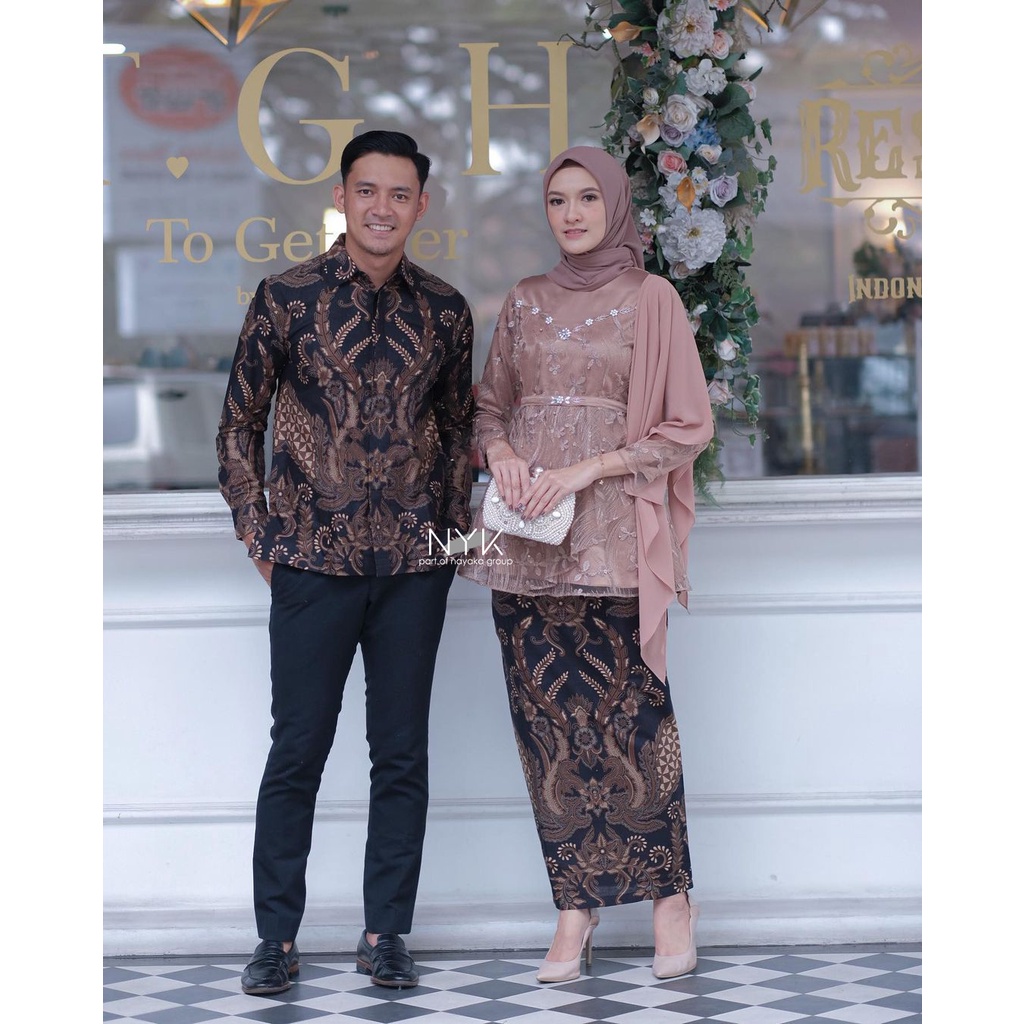 Batik Couple Alyra Tulle Mutiara Couple Kebaya Modern Baju Kondangan Wanita Batik Couple Pasangan Valencia Set Kebaya Wisuda Kebaya Lamaran