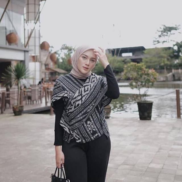 OOTD BLOUSE DAYANG SUMBI TENUN ETNIK