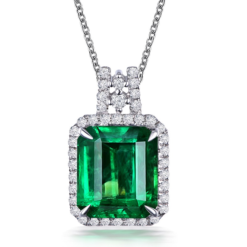 [Ready Stock]Fashion New Emerald Square Diamond Pendant Luxury Diamond Necklace