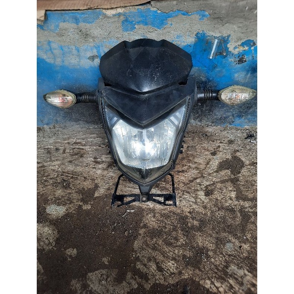 Batok replektor lampu depan set speedometer kilometer Cb 150 R old lama pertama original copotan