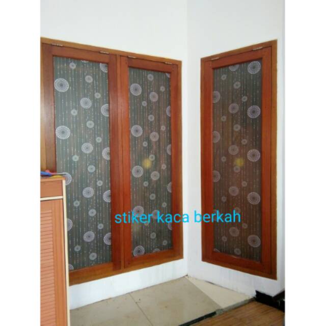 Stiker/sticker kaca motif bulat krei polkadot