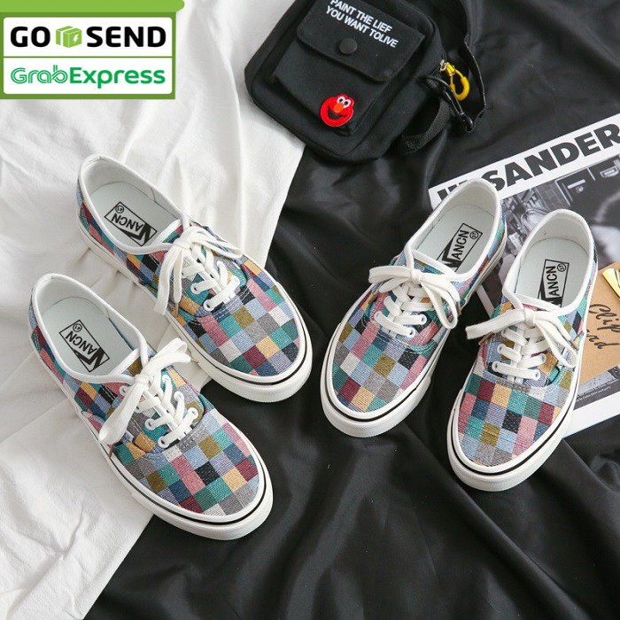 COD BAYAR DITEMPAT!!! Plaid Canvas Sneakers (With Box)