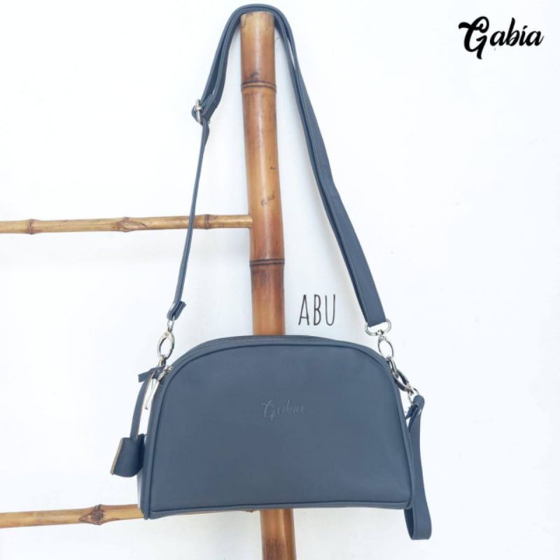 Vanilla Bag by Gabia