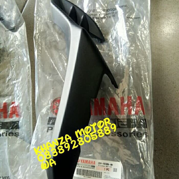 COVER SIRIP TAMENG DEPAN XEON GT 125 ORI YGP kiri