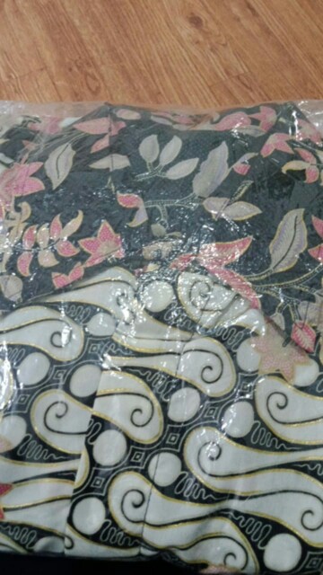 Kemeja Batik Pria / Batik Kekinian / Kemeja Pria / Kemeja Batik / Kemeja Batik Original