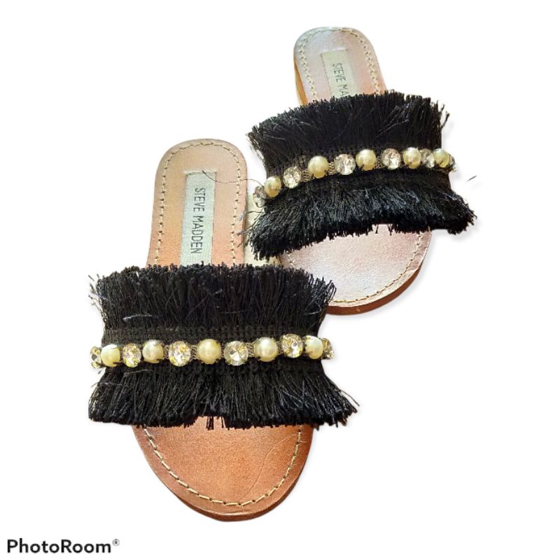 sandal wanita branded