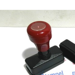 

Gagang Stempel Warna Kotak 13x40mm