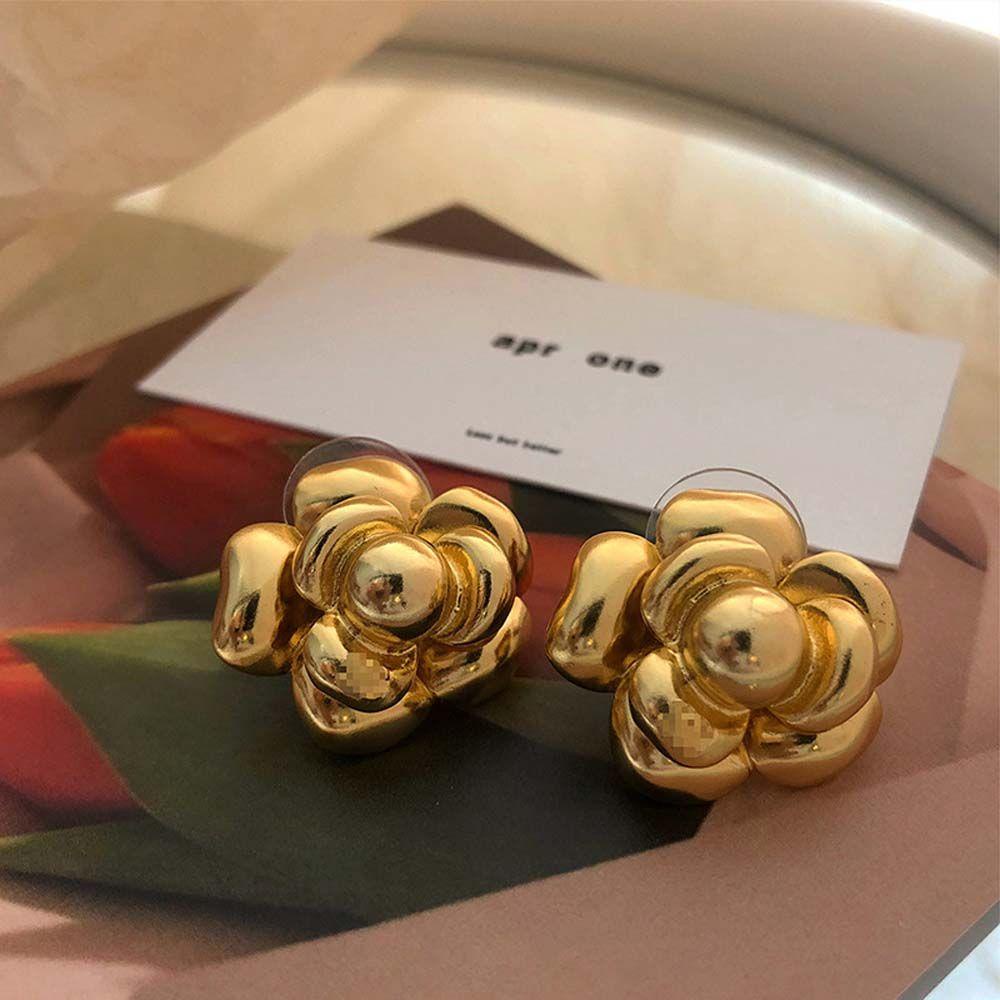 Mxbeauty Anting Wanita Trendi Hadiah Emas Pernikahan Perhiasan Telinga Temperamen Gaya Korea stud Earrings