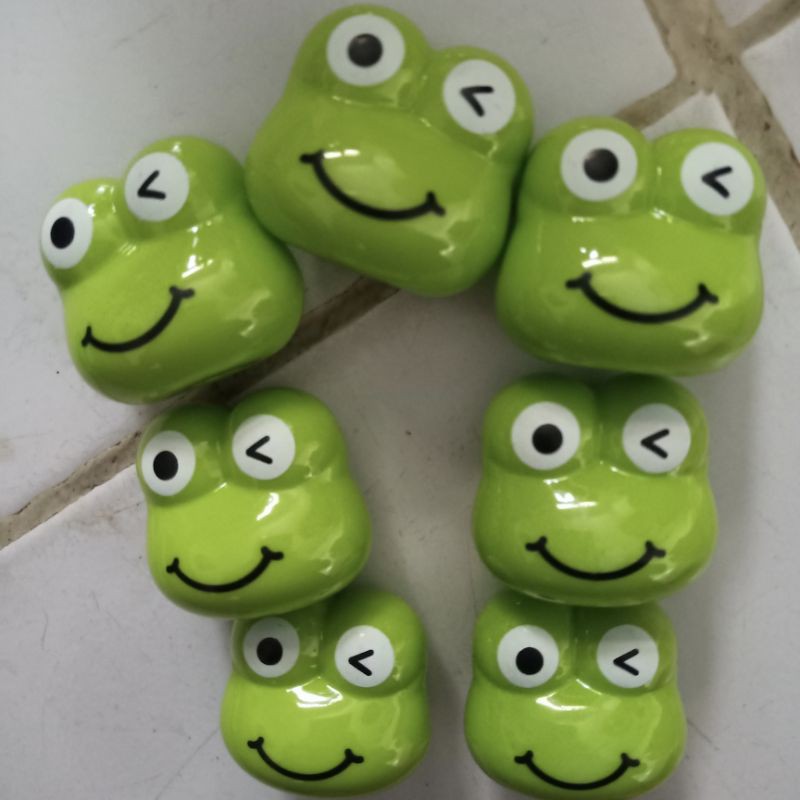 

KEROPI Rautan keroppi