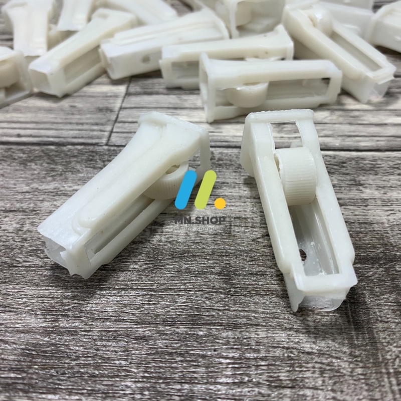 Kran infus / kran pengatur udara aerator