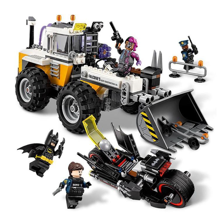 Lepin 07082 Batman Movie Two-Face Double Demolition 584pcs