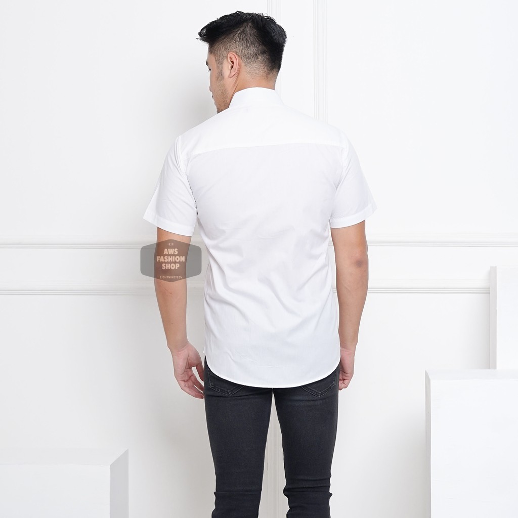 Kemeja Pria Lengan Pendek Putih Polos Full White Pria Cowok Casual Slimfit Kerja 3295