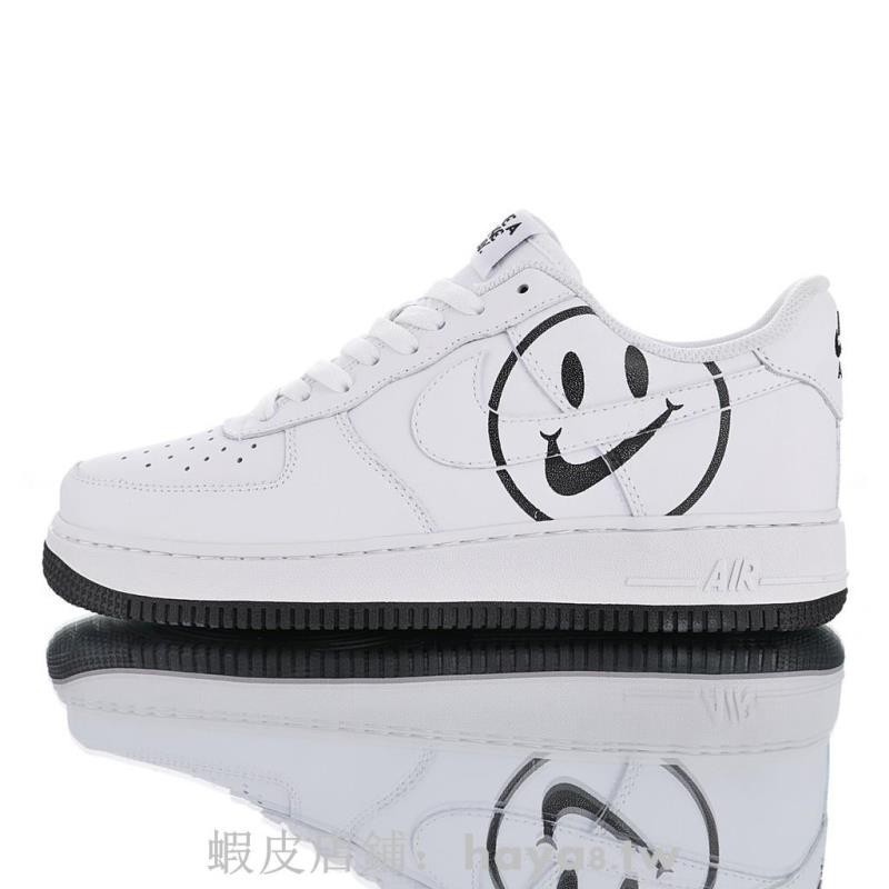black and white af1 low