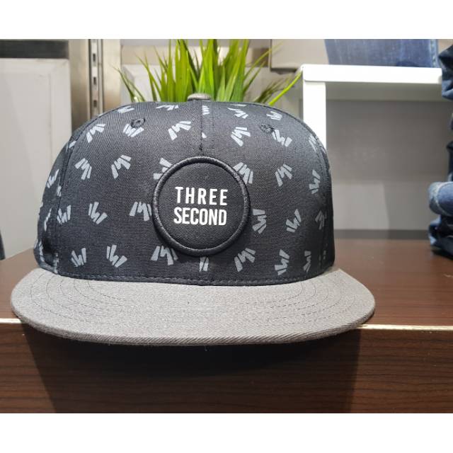 3second snapback