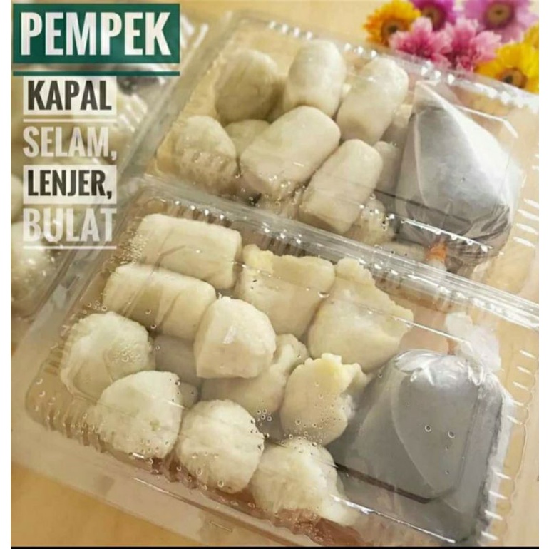 

Pempek Asli Ikan Tenggiri (1 Pack 1/2 kg) isi 10 pcs Plus Cuko