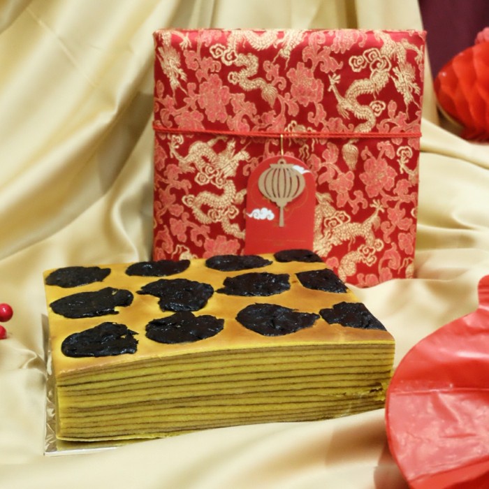 

KUE LAPIS FULL WISMAN HAMPERS IMLEK CHINESE NEW YEAR SINCIA PARCEL KUE - plum - BARU