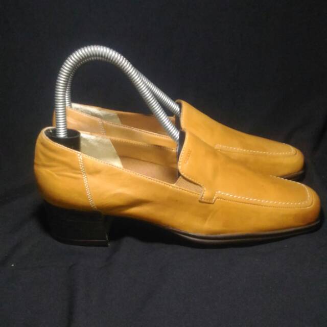 Sepatu Kerja Wanita Geox Respira Leather