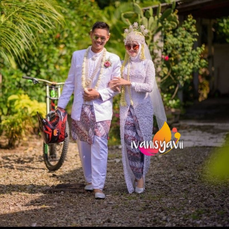 Sepasang Jarik Pengantin Prodo - Motif Parang Warna