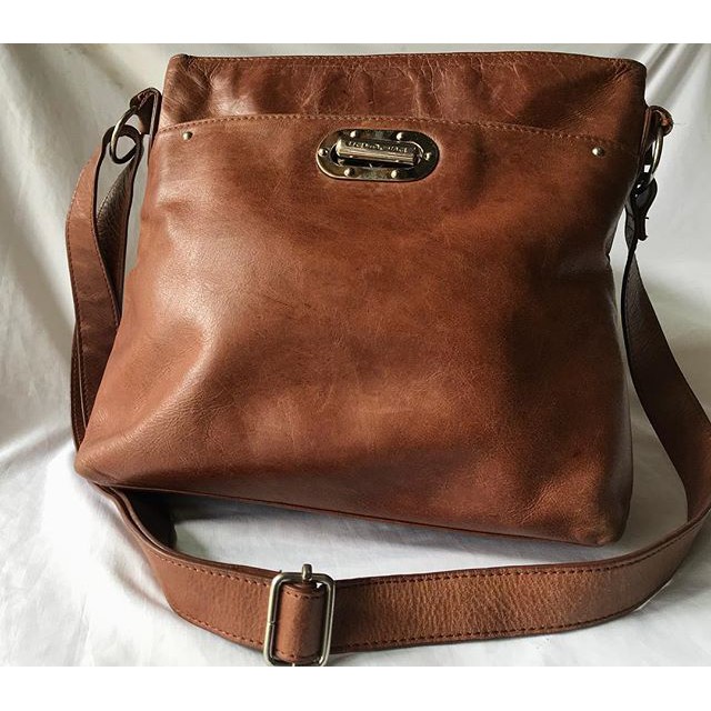 TAS WANITA/PRIA CARPISA VERA PELLE