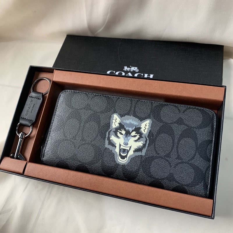 COACH LONG WALLET WOLF MOTIF