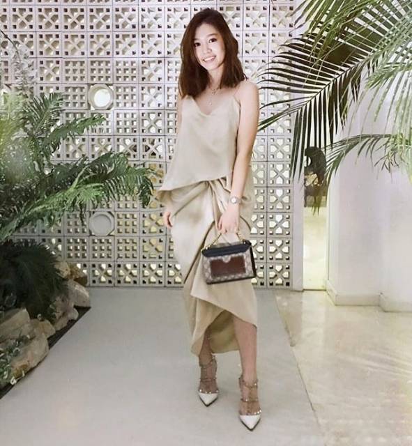 ISSUE DRESS