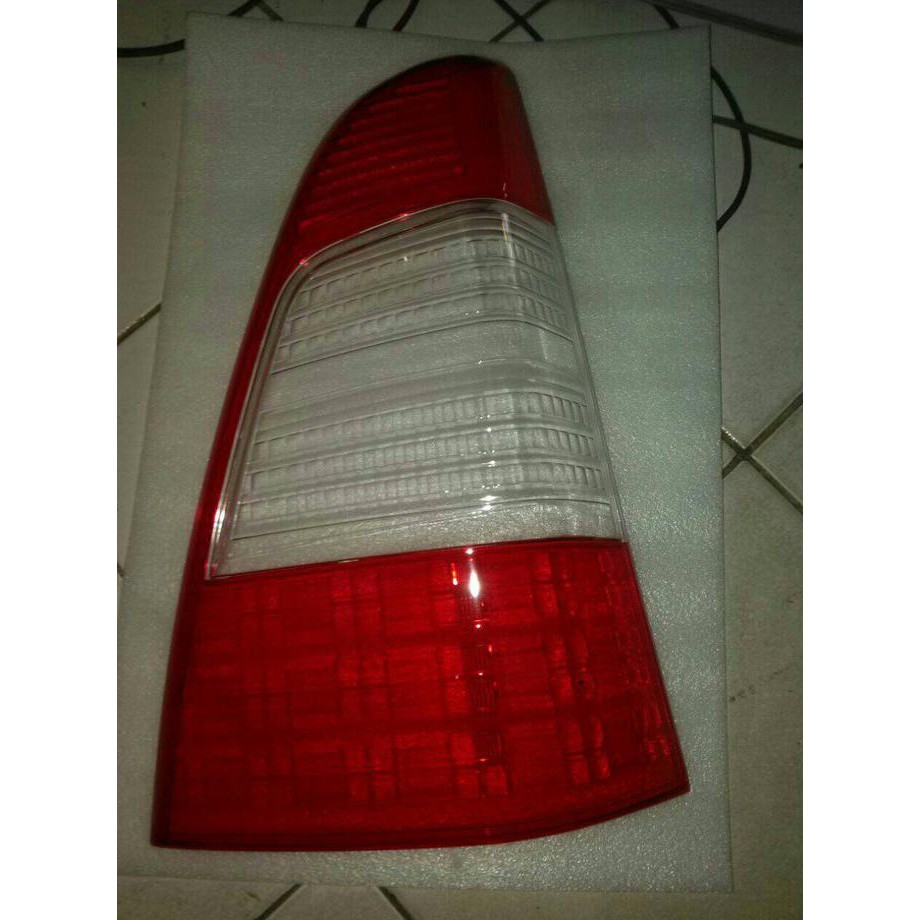 mika lampu stop innova 2012 - 2015