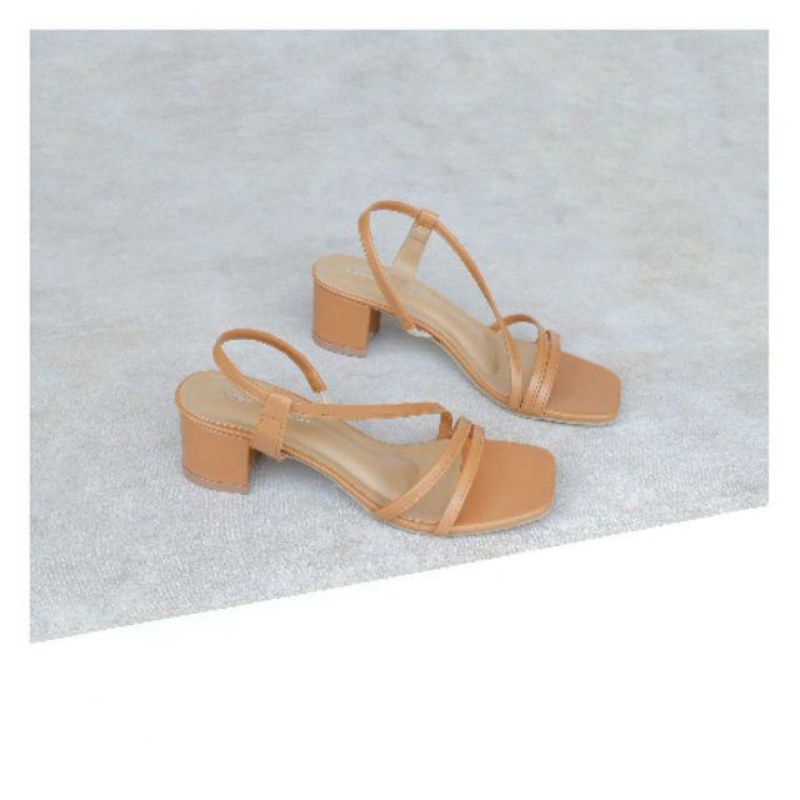 Sandal heels wanita hak tahu 5cm collesion