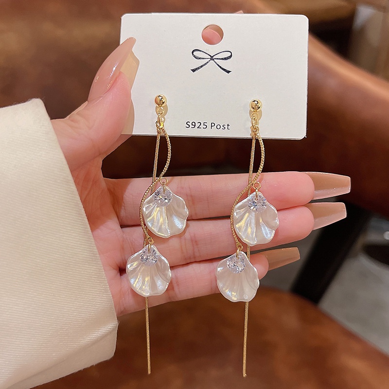 Anting Gantung Panjang Model Rumbai Bahan Silver 925 Dengan Zircon Untuk Wanita