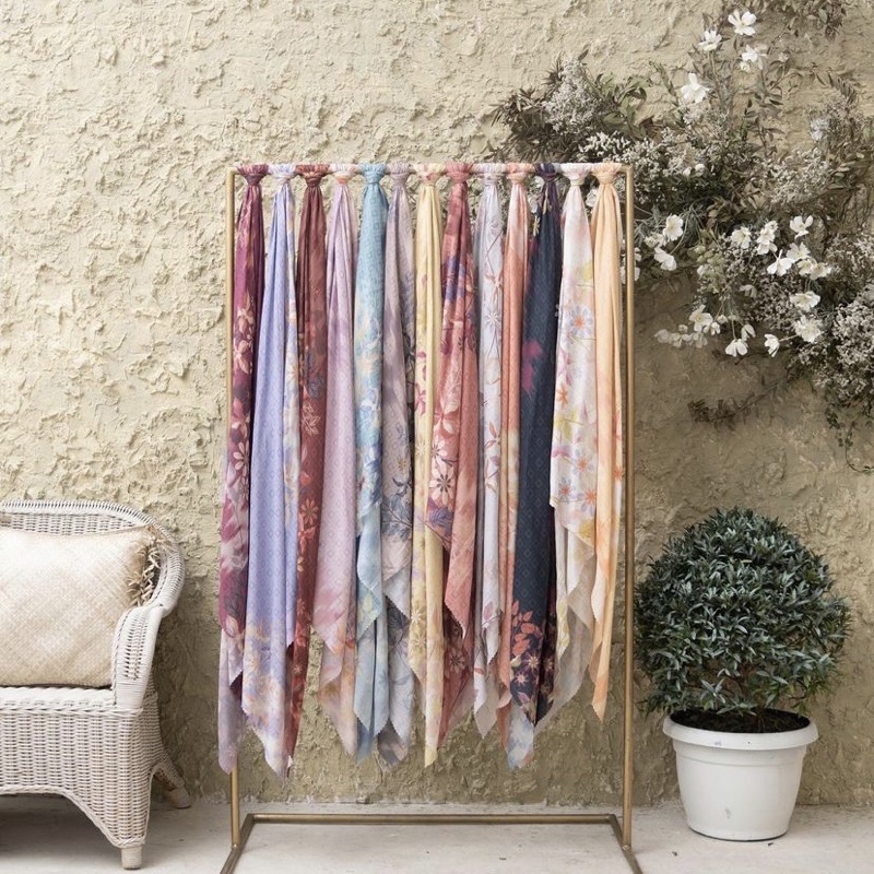 WEARING KLAMBY - LOLLY SCARF