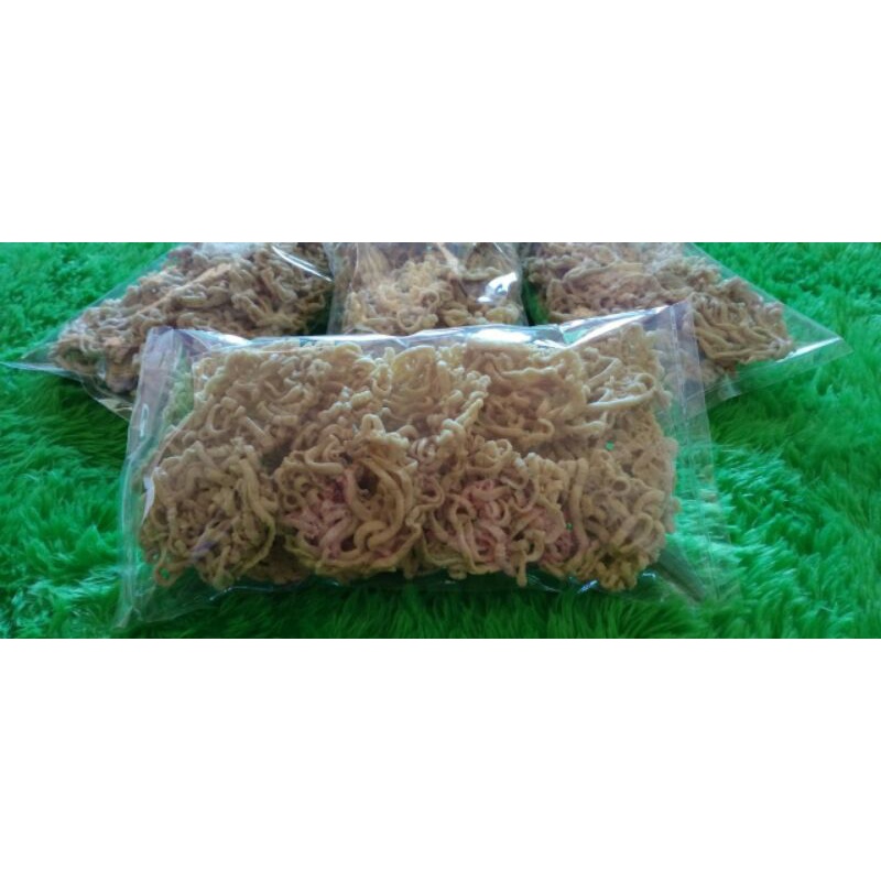 

kerupuk petulo kecil (mentah)