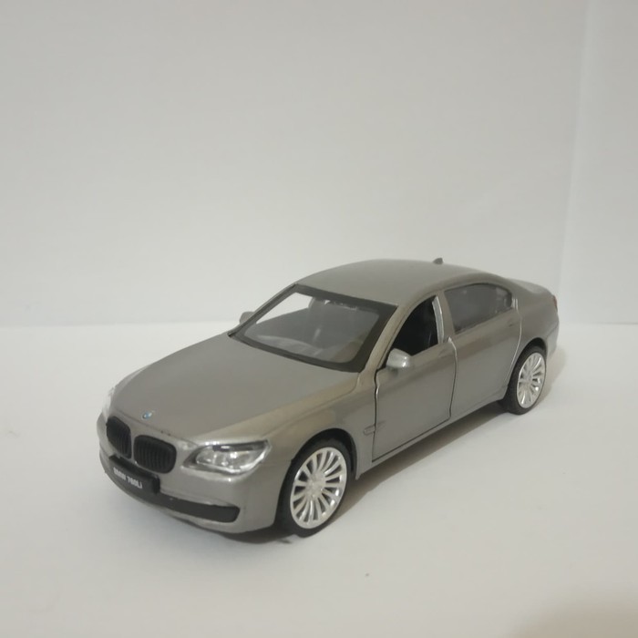Miniatur mobil BMW 760LI mainan mobil bahan besi diecast Apolo harga murah