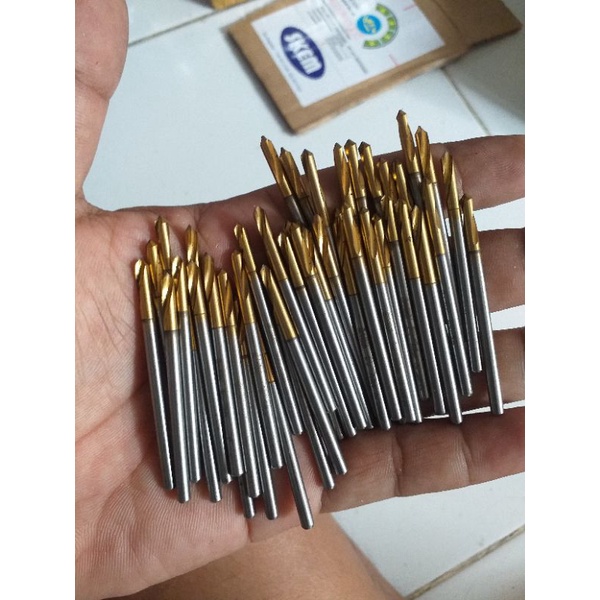 NC drill 3 x 90° EIKO japan nc drill hss 3mm bekas utuh