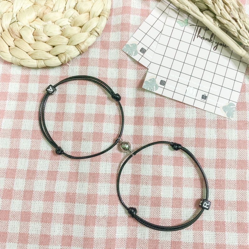 GELANG INISIAL COUPLE MAGNET BISA NAMA