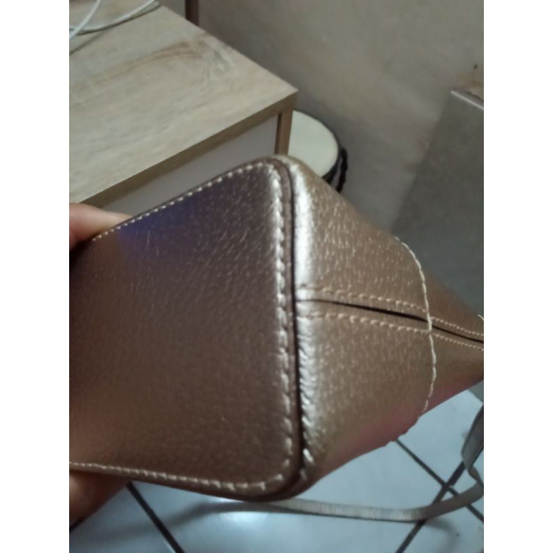 ❌SOLD❌Kate Spade Gold Preloved
